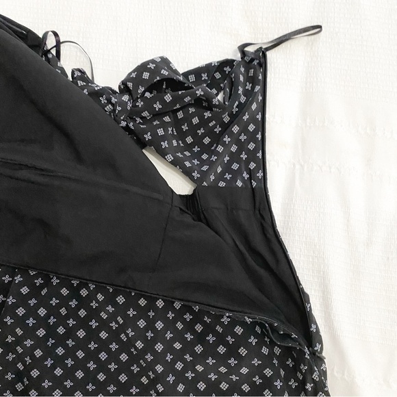 Club MONACO ADELINE 100% SILK BLACK WHITE PATTERN STRAPLESS CUT OUT MINI DRESS - Picture 10 of 10